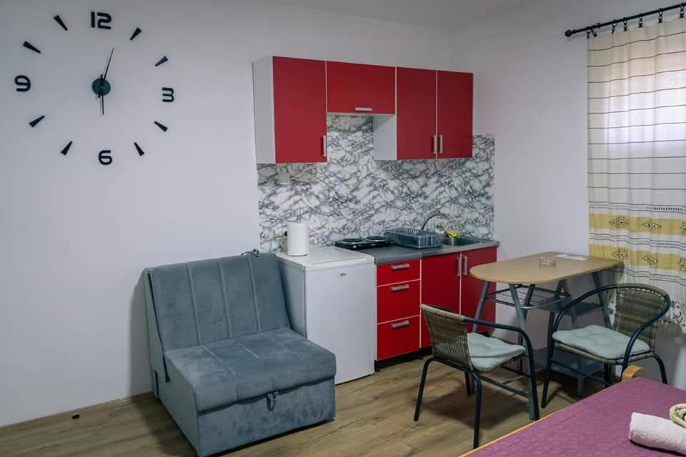 Appartement Sobe Mira à Trebinje Extérieur photo