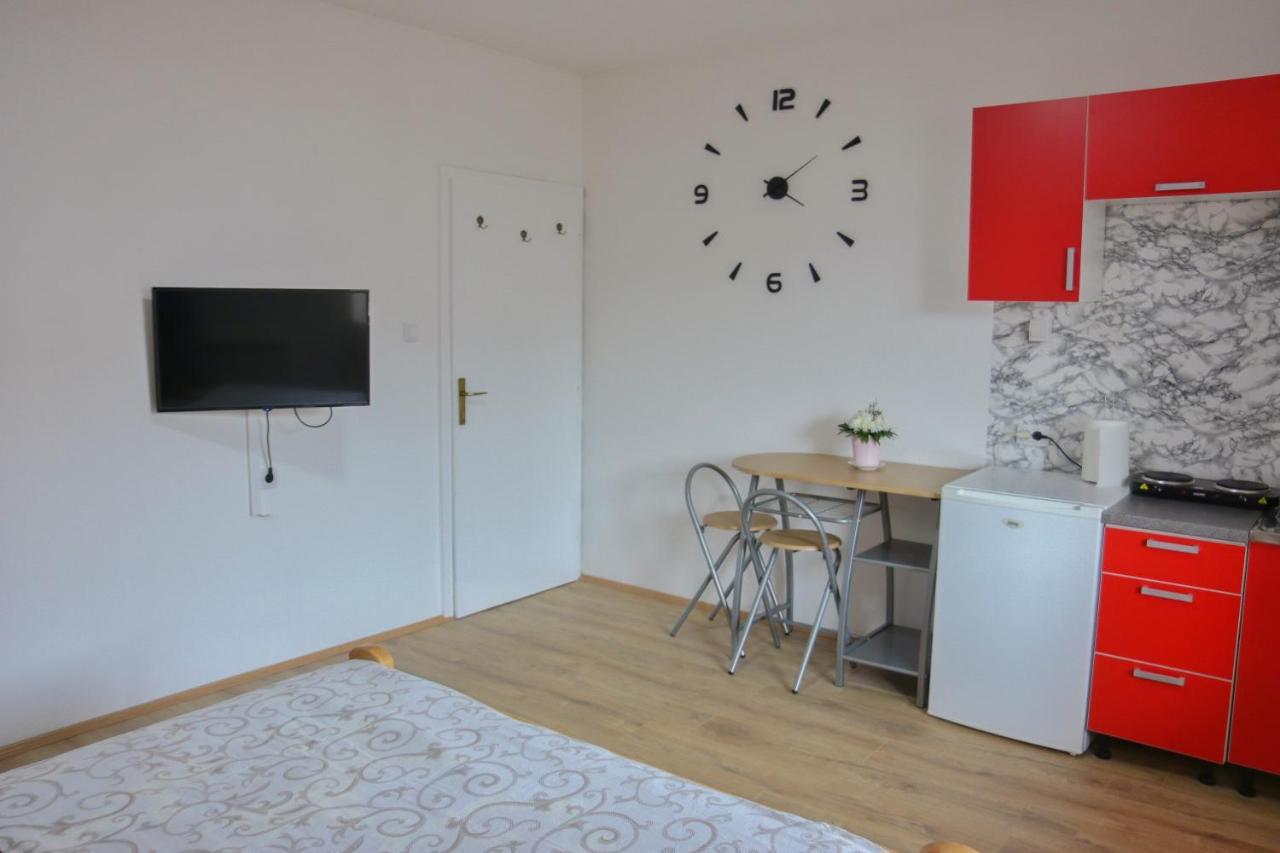 Appartement Sobe Mira à Trebinje Extérieur photo