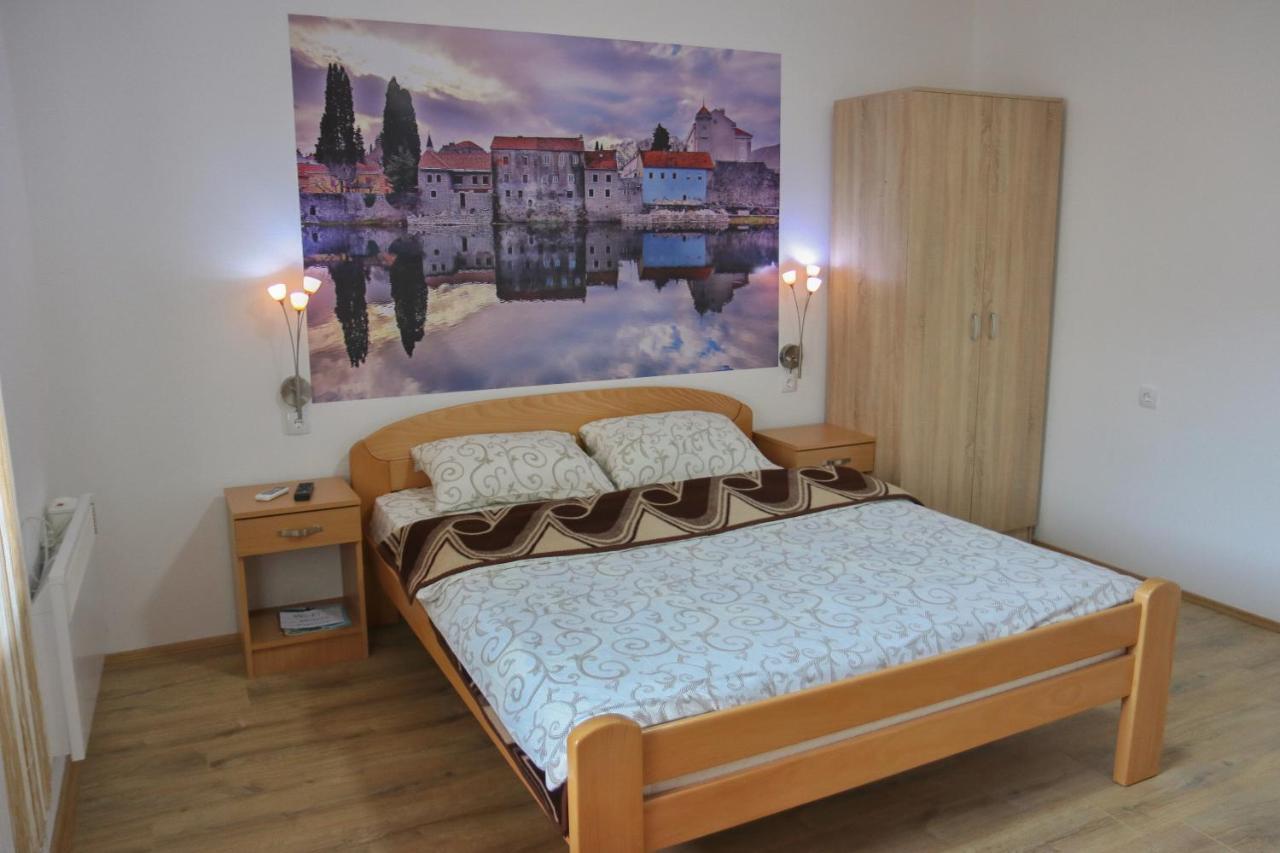 Appartement Sobe Mira à Trebinje Extérieur photo